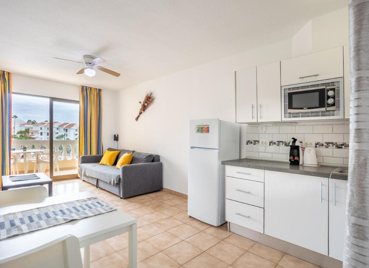 Castle Harbour Matthew'S Flat Los Cristianos By Lovetenerife 外观 照片