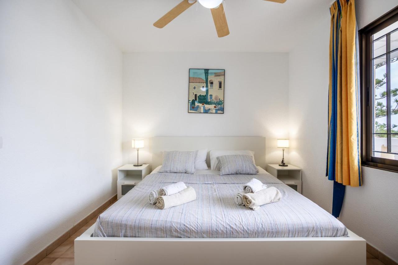 Castle Harbour Matthew'S Flat Los Cristianos By Lovetenerife 外观 照片