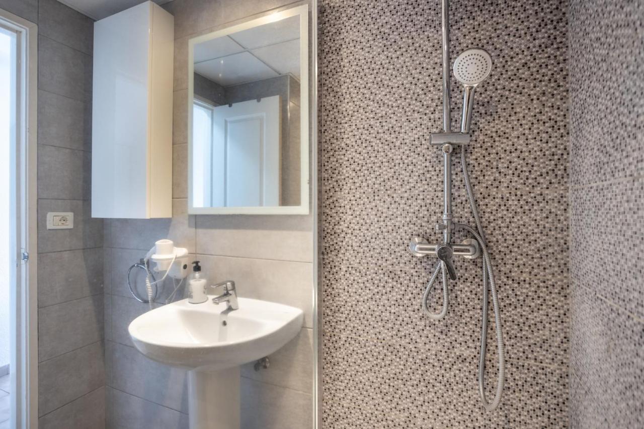 Castle Harbour Matthew'S Flat Los Cristianos By Lovetenerife 外观 照片